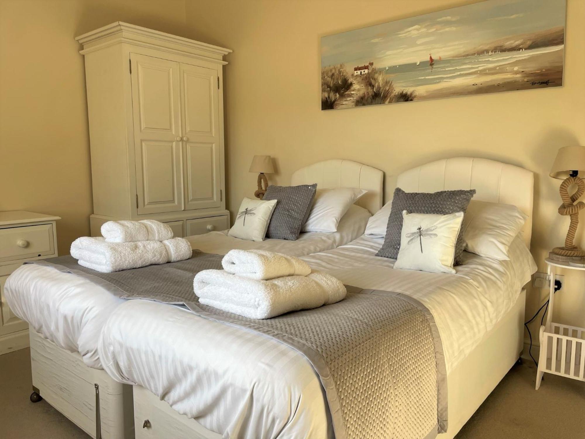 Saltkettle In Blakeney, Sleeping 12 In 5 Bedrooms Blakeney  Eksteriør bilde
